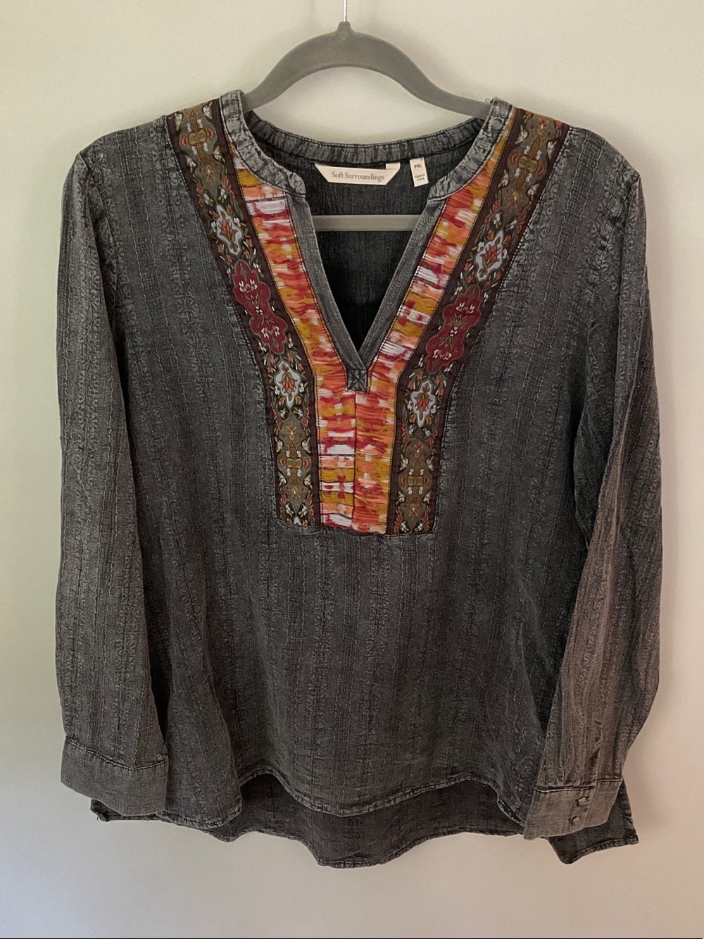 Soft Surroundings Gray Boho Tunic with Multicolor Embroidered V-Neck